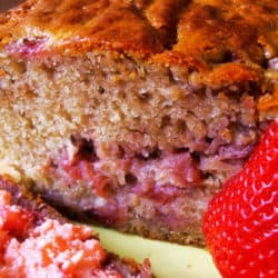 Easy Strawberry Banana Bread Recipe 2