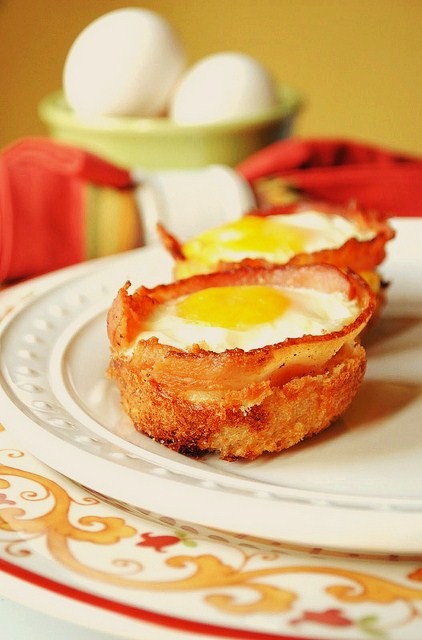 BACON AND EGG CUP RECIPE
