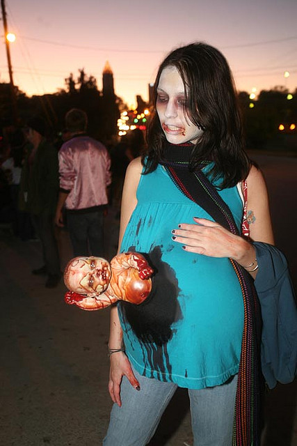 pregnant zombie halloween costume