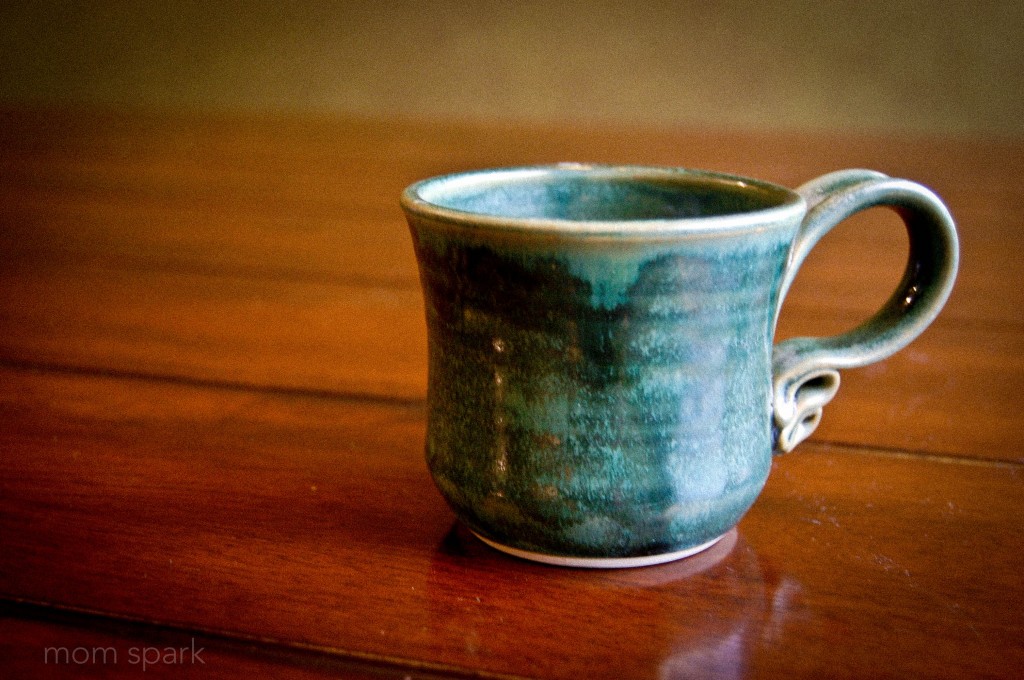 6 Awesome Thrift Store Finds: Funky Bowls and Mugs