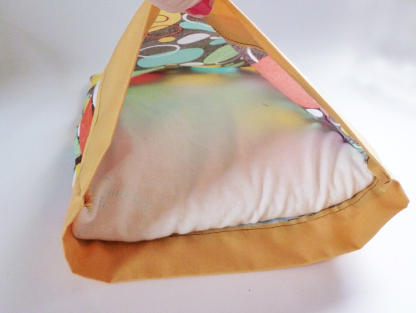 Easy to Make: Hot or Cold Therapy Rice Bags momspark.net