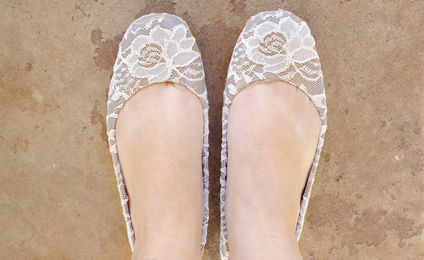 Shoe Makeover: Graceful Lace Flats momspark.net