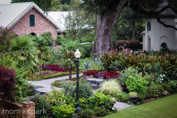 Houmas House Plantation and Gardens in Darrow, LA Review & Photos