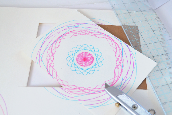 DIY Simple Modern Spirograph Art