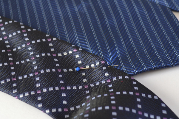 How to Make a DIY Necktie Pillow for Father's Day Gift