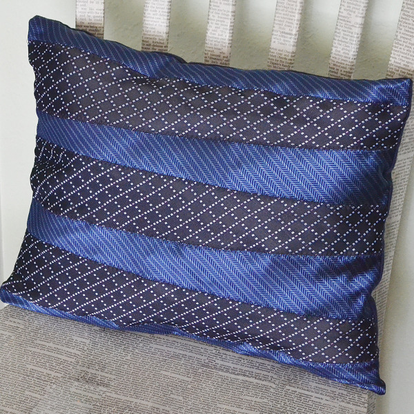 How to Make a DIY Necktie Pillow for Father's Day Gift