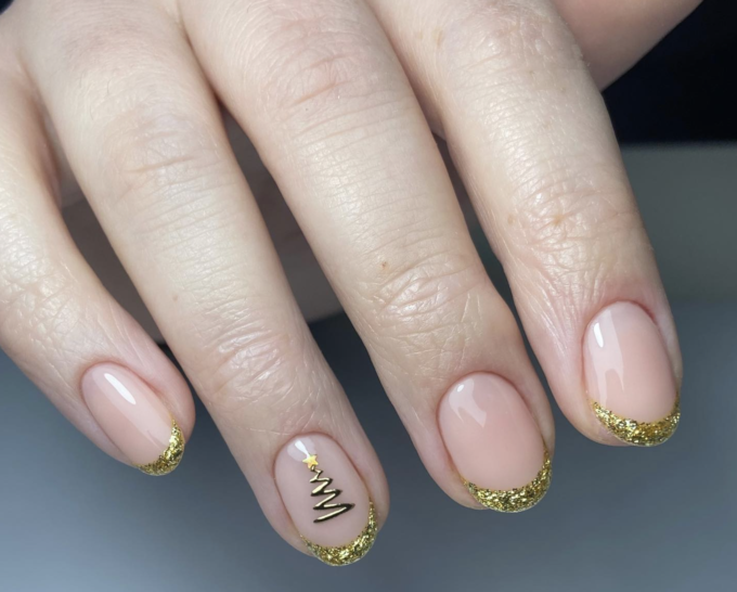 nude gold christmas tree nails