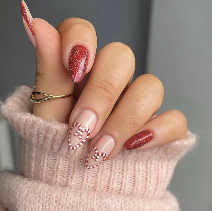 candy cane hearts christmas nails