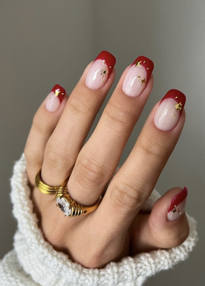 red & gold stars christmas nails