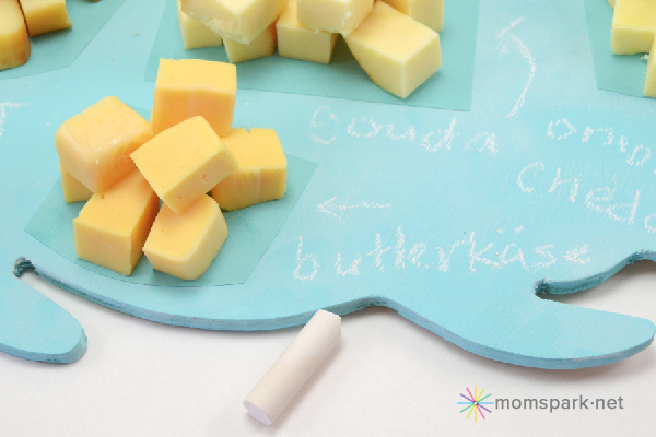 DIY Mouse Shaped Chalkboard Cheese Board