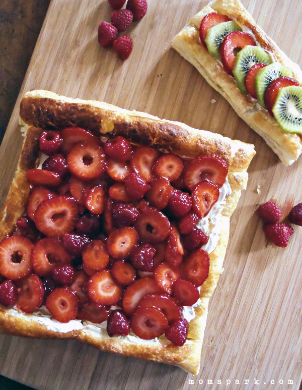 Strawberry and Raspberry Tart with Fluffy Lemon Curd Filling Recipe ...