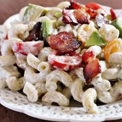 Creamy Bacon, Tomato, and Avocado Pasta Salad Recipe