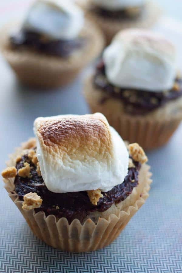 S’Mores Toasted Marshmallow Cupcakes Recipe