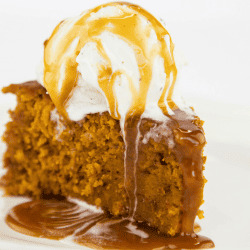 Crock-Pot® Slow Cooker Pumpkin Caramel Cake Recipe for Fall